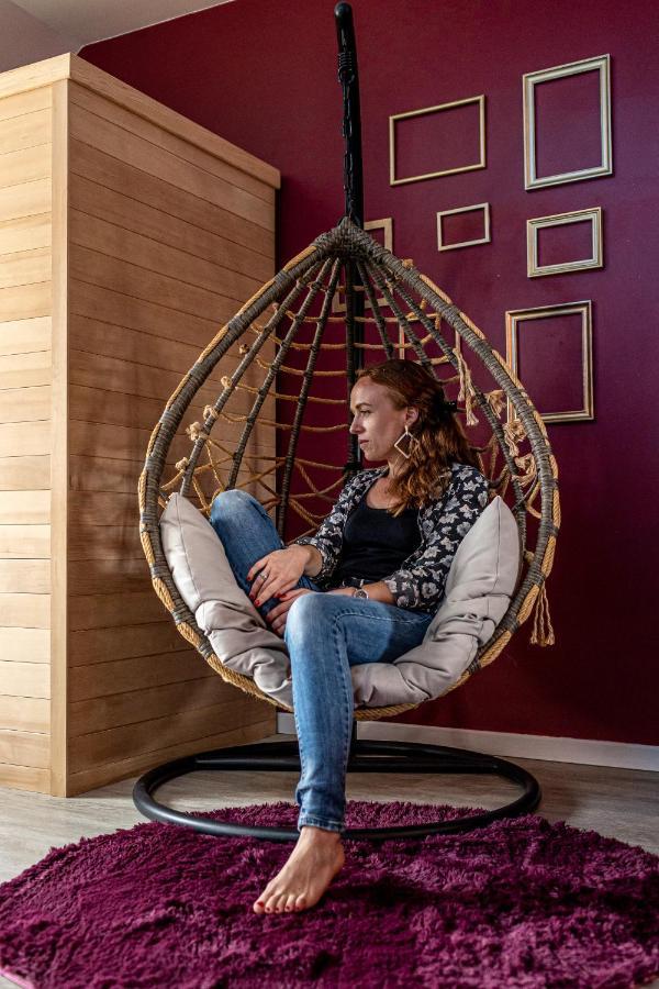 Suite L'Echappee - Maison Romantique - Spa & Sauna Privatif- Pole Dance - Lit Rond Avec Miroir Au Plafond Pezarches 外观 照片
